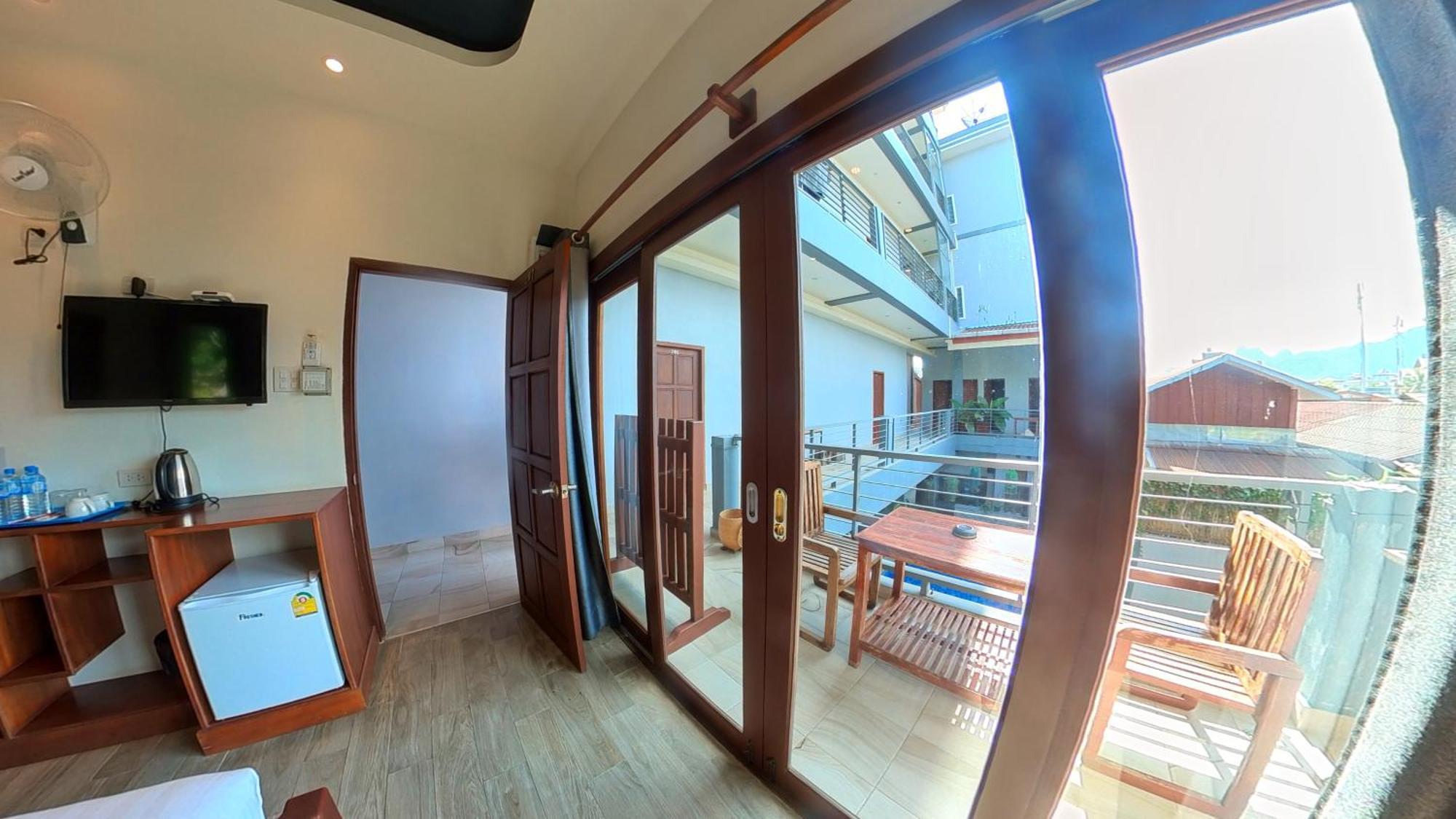 Faraway Suites Vang Vieng Zimmer foto