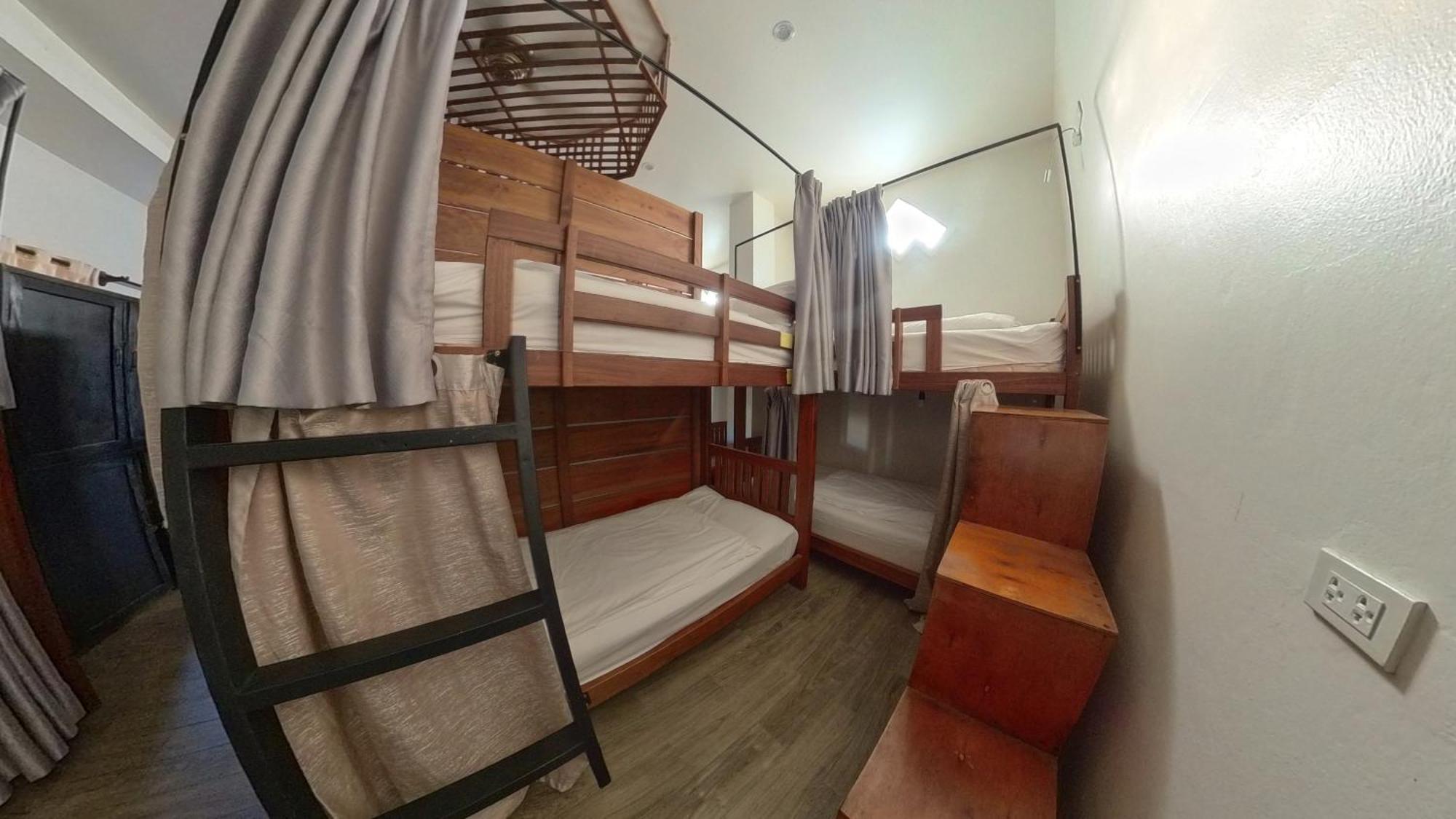 Faraway Suites Vang Vieng Zimmer foto
